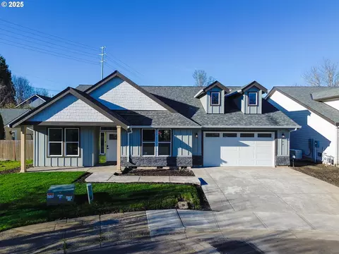923 SW 174th Pl, Beaverton, OR 97006