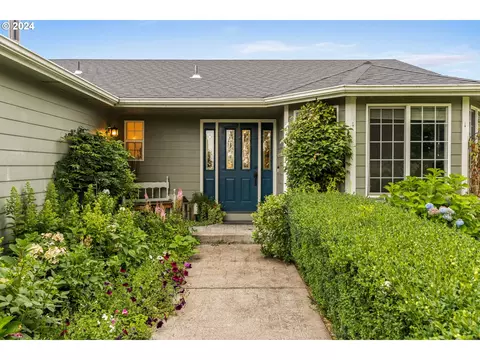 40610 Forrest Way, Stayton, OR 97383