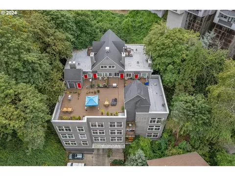 1910 SW 18th Ave #24, Portland, OR 97201