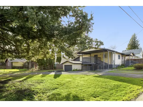 1714 9th St, Oregon City, OR 97045