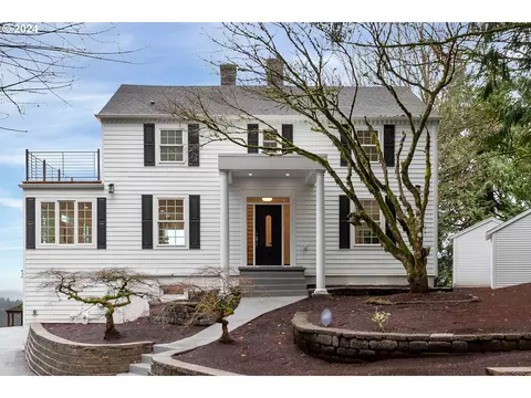 500 NW Greenleaf Rd, Portland, OR 97229