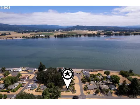 I St, Columbia City, OR 97018