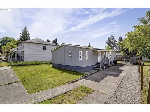 115 W 2nd St, Yamhill, OR 97148