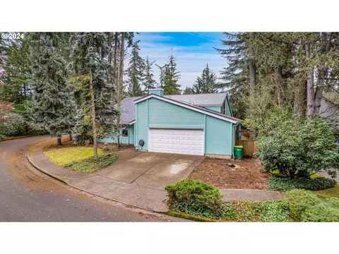 14550 SW Forest Dr, Beaverton, OR 97007