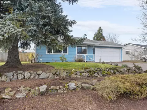 130 11th St, Dayton, OR 97114