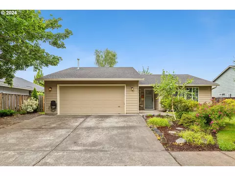 1957 SE 63rd Ave, Hillsboro, OR 97123