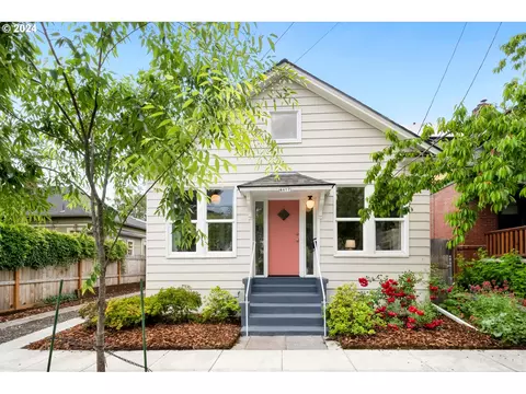4417 SE Taylor St, Portland, OR 97215