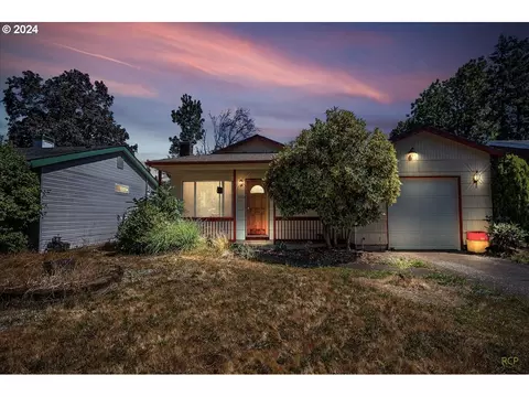 2034 SE 87th Ave, Portland, OR 97216