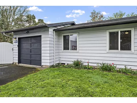 1823 NE Barberry Dr, Hillsboro, OR 97124