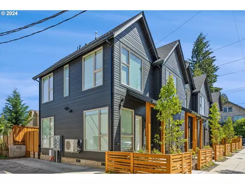 831 N Failing St, Portland, OR 97227