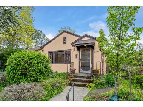 3606 SE 11th Ave, Portland, OR 97202