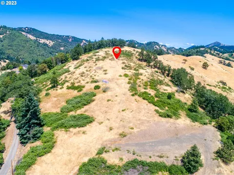 0 Wagontire Dr, Myrtle Creek, OR 97457