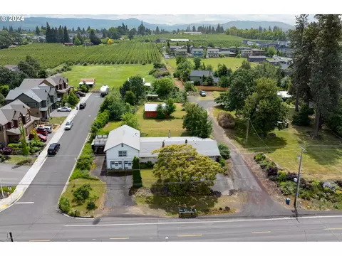 3665 May St, Hood River, OR 97031