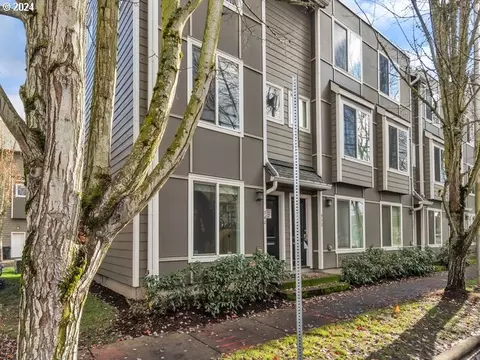 940 SW 173rd Ave, Beaverton, OR 97006