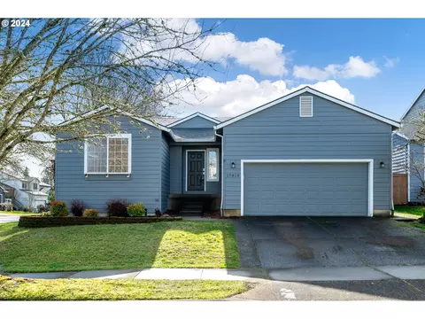 17818 SW Reisner Ln, Sherwood, OR 97140