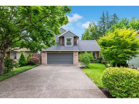 9950 SW Halite Ct, Beaverton, OR 97007