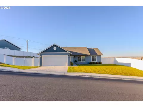 1535 Kennedy St, Umatilla, OR 97882