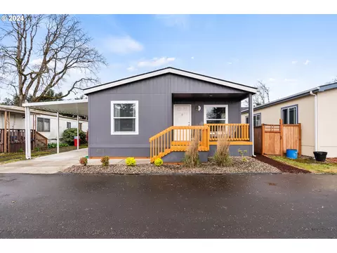 10701 SE Highway 212 #N6, Clackamas, OR 97015