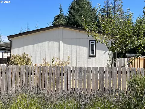 63615 Centennial Rd, Coos Bay, OR 97420