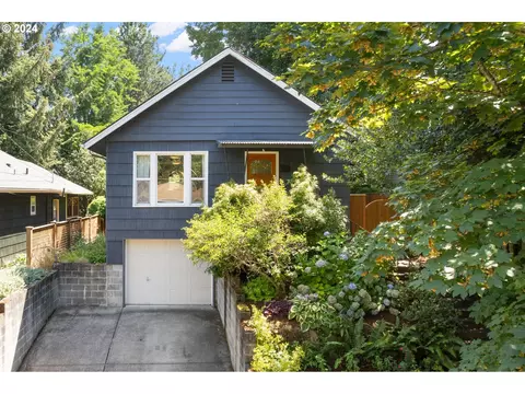 2726 SE 32nd Ave, Portland, OR 97202