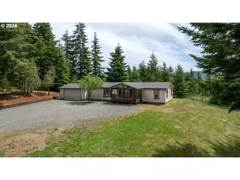 63331 Gypsy Ln, Coos Bay, OR 97420
