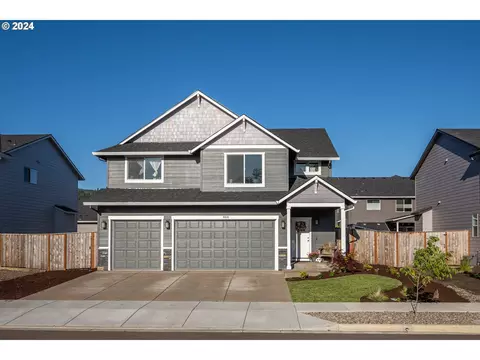 866 Maple St, Brownsville, OR 97327