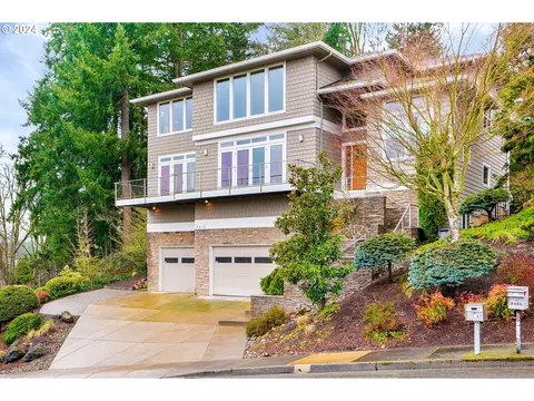 3416 Cherokee Dr S, Salem, OR 97302