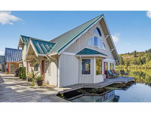 903 S Mcloughlin Blvd #A&B, Oregon City, OR 97045