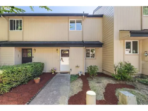 1476 Fetters Loop, Eugene, OR 97402