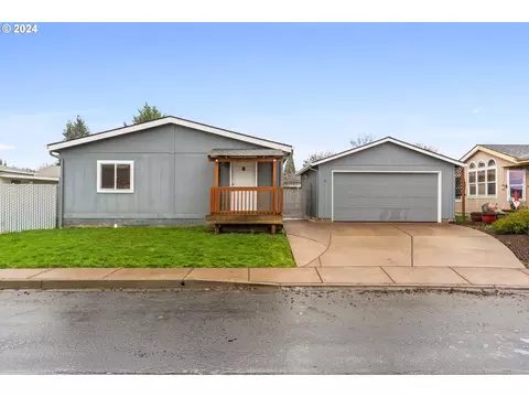 610 Vaughan Ln #21, Lebanon, OR 97355