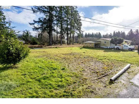 Warren St, Bay City, OR 97107
