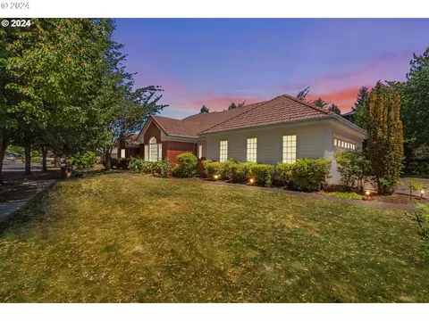 2360 Devon Ave, Eugene, OR 97408