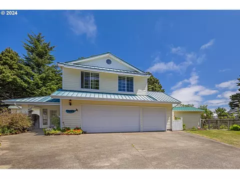 1288 Seacrest Dr, Bandon, OR 97411