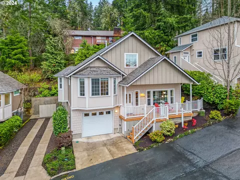 3808 Colony Oaks Dr, Eugene, OR 97405