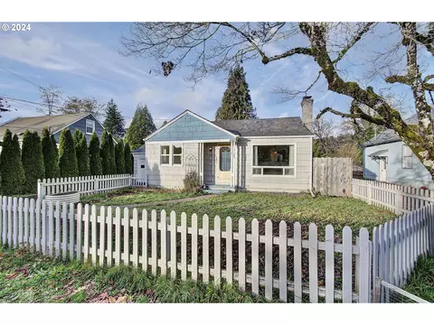 467 I St, Washougal, WA 98671