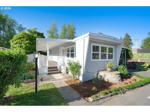 1693 N Shepherd Rd #11, Washougal, WA 98671