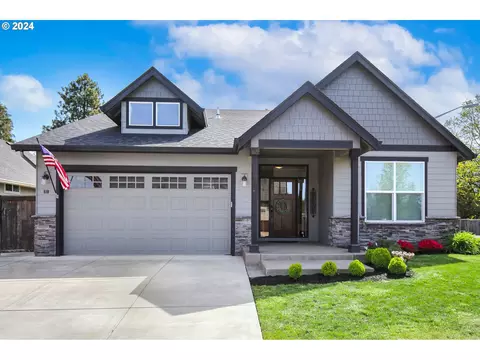 810 Tamarack St, Junction City, OR 97448