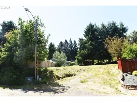 124 Gaddis St, Glendale, OR 97442