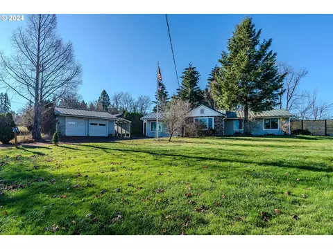 12185 SE 222nd Dr, Damascus, OR 97089