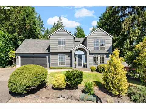 2124 SW Sunset Dr, Portland, OR 97239
