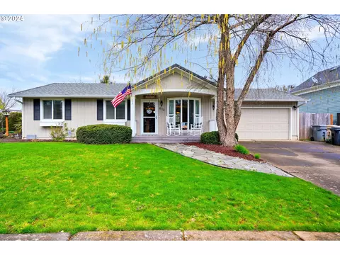 670 SW Veazie St, Dallas, OR 97338