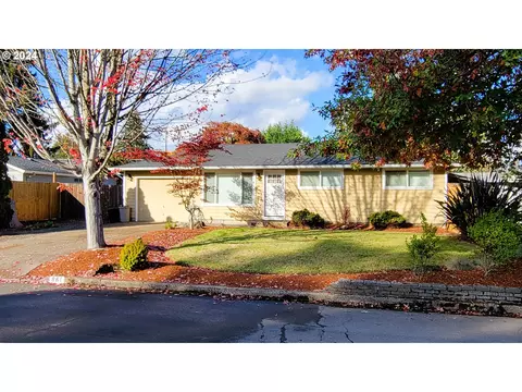861 Skipper Ave, Eugene, OR 97404