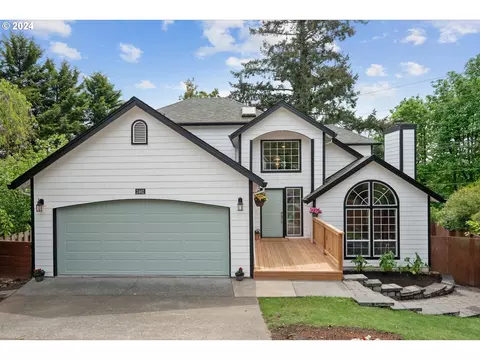 2462 Southslope Way, West Linn, OR 97068