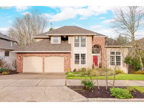 1546 NW Benfield Dr, Portland, OR 97229