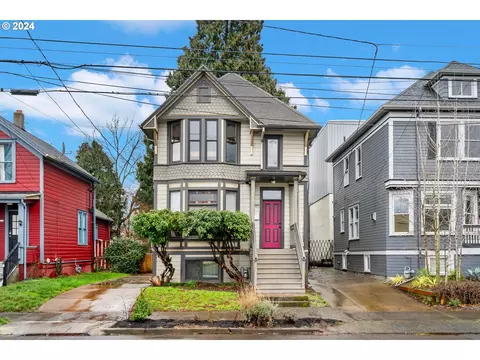 2024 SE 6th Ave, Portland, OR 97214