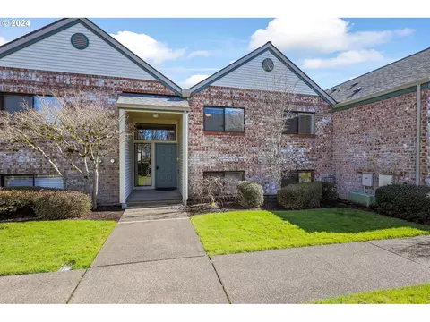 16248 SW 130th Ter #20, Portland, OR 97224