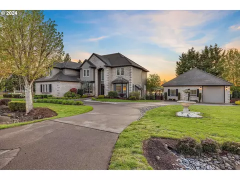 8418 NE 179th Pl, Vancouver, WA 98682
