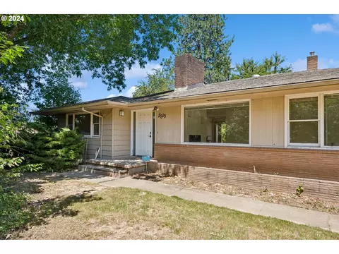 21825 SW Rosedale Rd, Beaverton, OR 97078