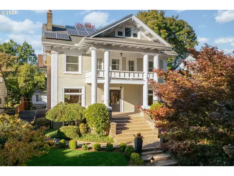 3437 SE Ankeny St, Portland, OR 97214
