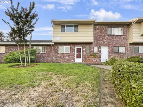 1783 NE 19th St, Gresham, OR 97030
